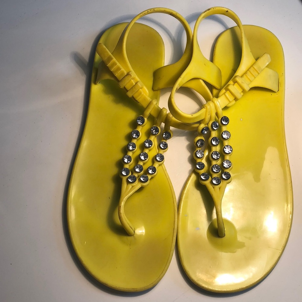 Yellow jelly shoes with diamond sparkles
